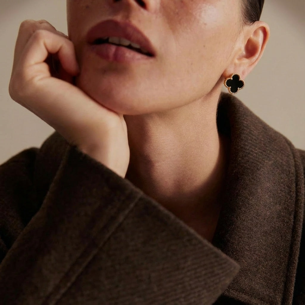 Clover Black Earrings